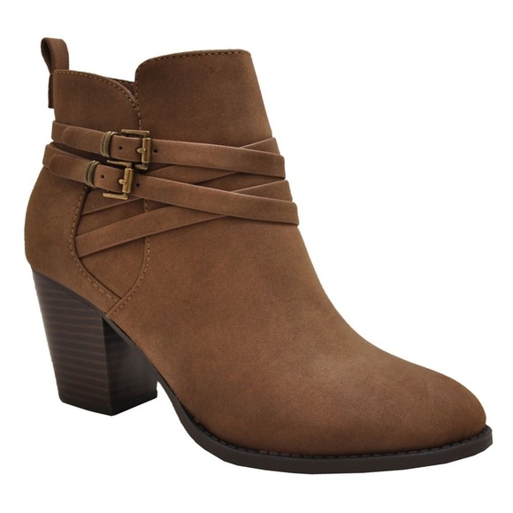 Cityclassified Steel Heeled Bootie Sz 8.5 - Picture 1 of 12